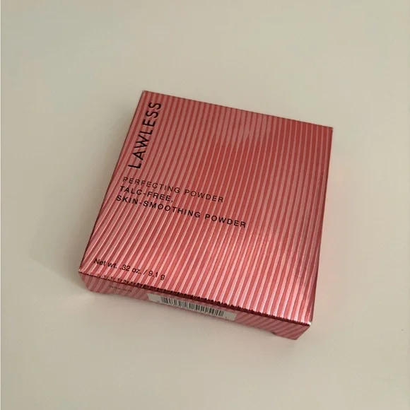 LAWLESS Setting Powder - Fair - Picture 5 of 6